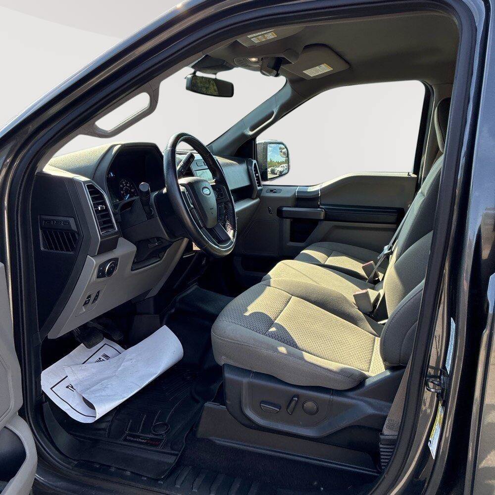 Used 2019 Ford F150 XLT w/ Equipment Group 302A Luxury AWD/4WD image 4