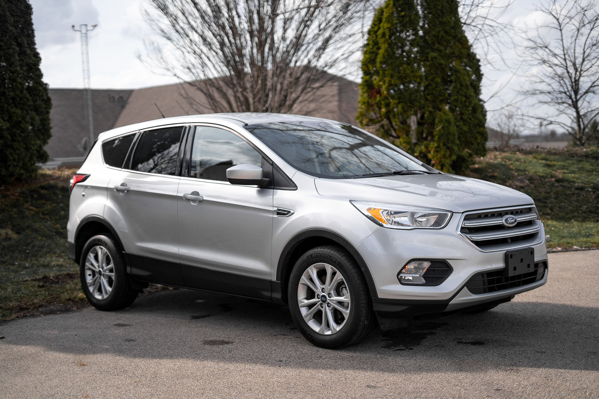 Used 2017 Ford Escape SE image 3