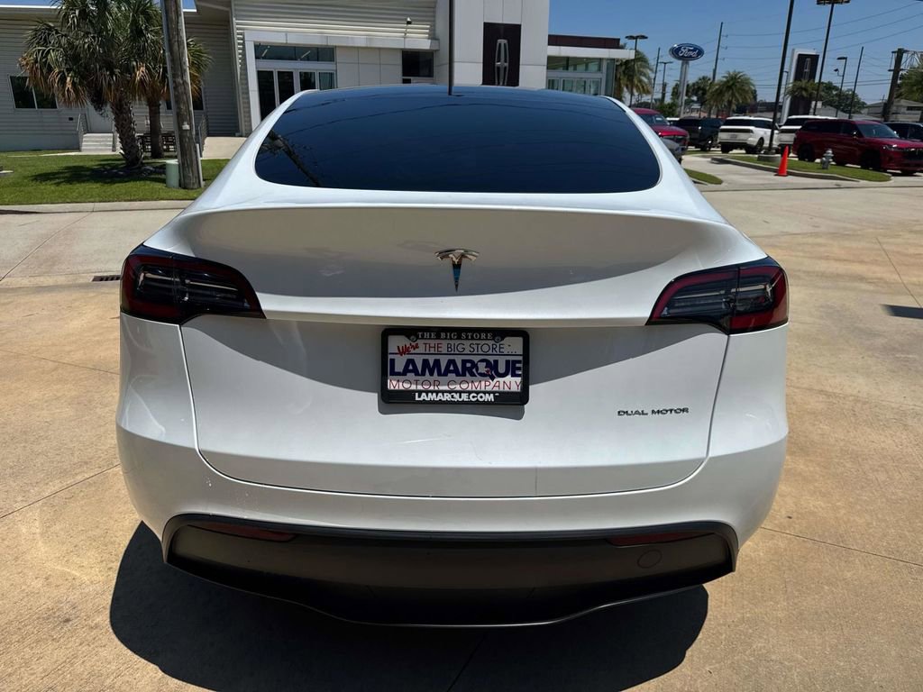 Used 2024 Tesla Model Y Long Range AWD/4WD image 6