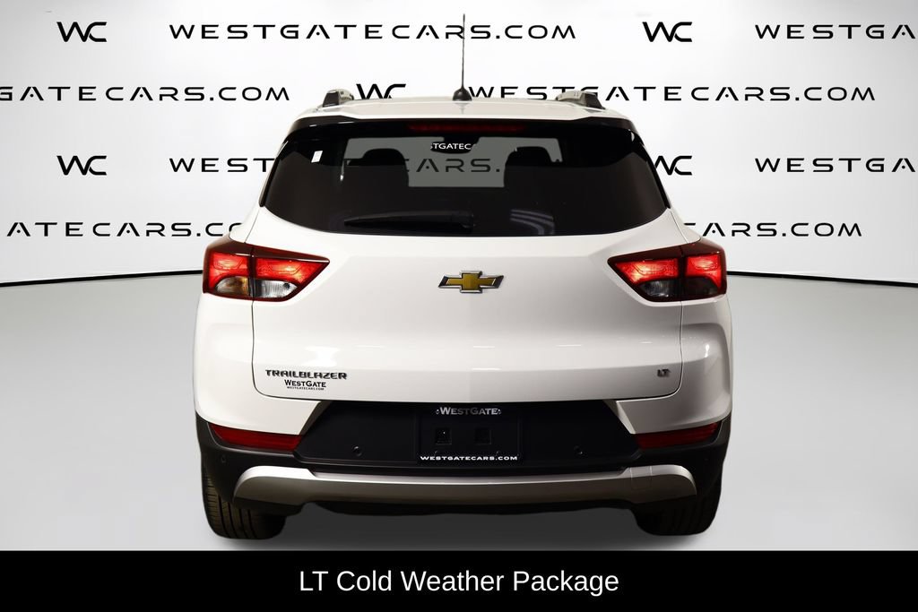 Used 2024 Chevrolet TrailBlazer LT w/ Convenience Package FWD image 4
