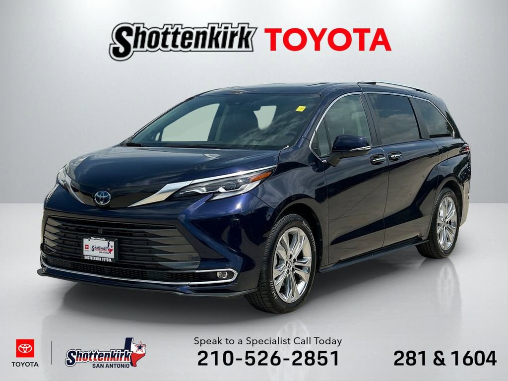 Used 2023 Toyota Sienna Platinum