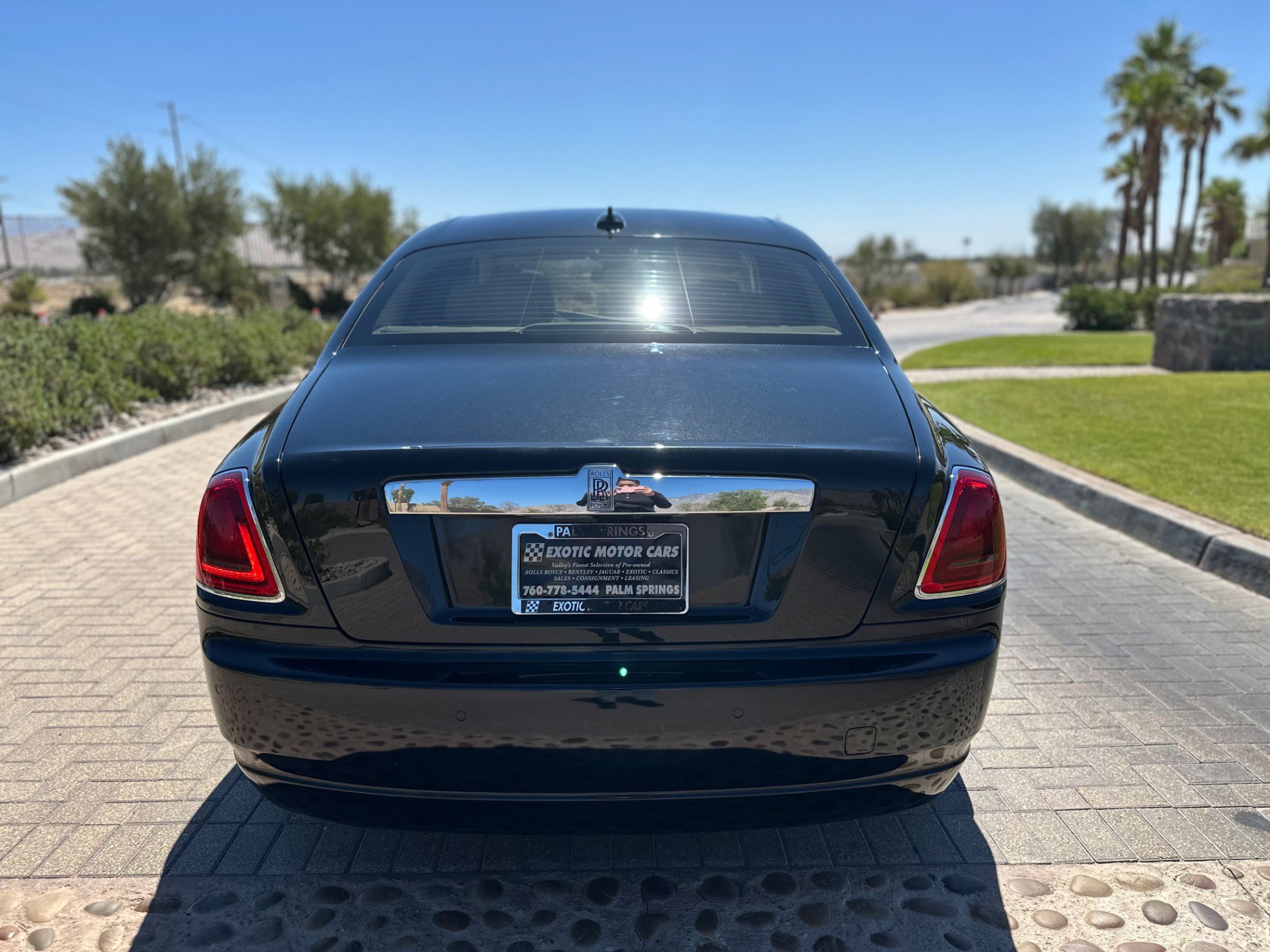 Used 2011 Rolls-Royce Ghost image 16