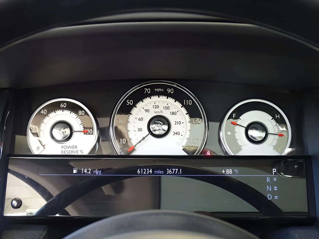Used 2014 Rolls-Royce Wraith image 12