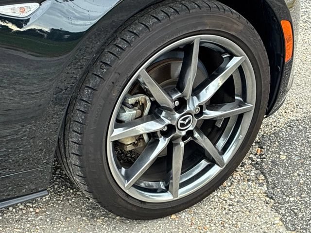 Used 2021 MAZDA MX-5 Miata RF Grand Touring RWD image 26