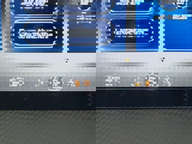 New 2026 Nissan Kicks SR w/ Cold Weather Package image 18