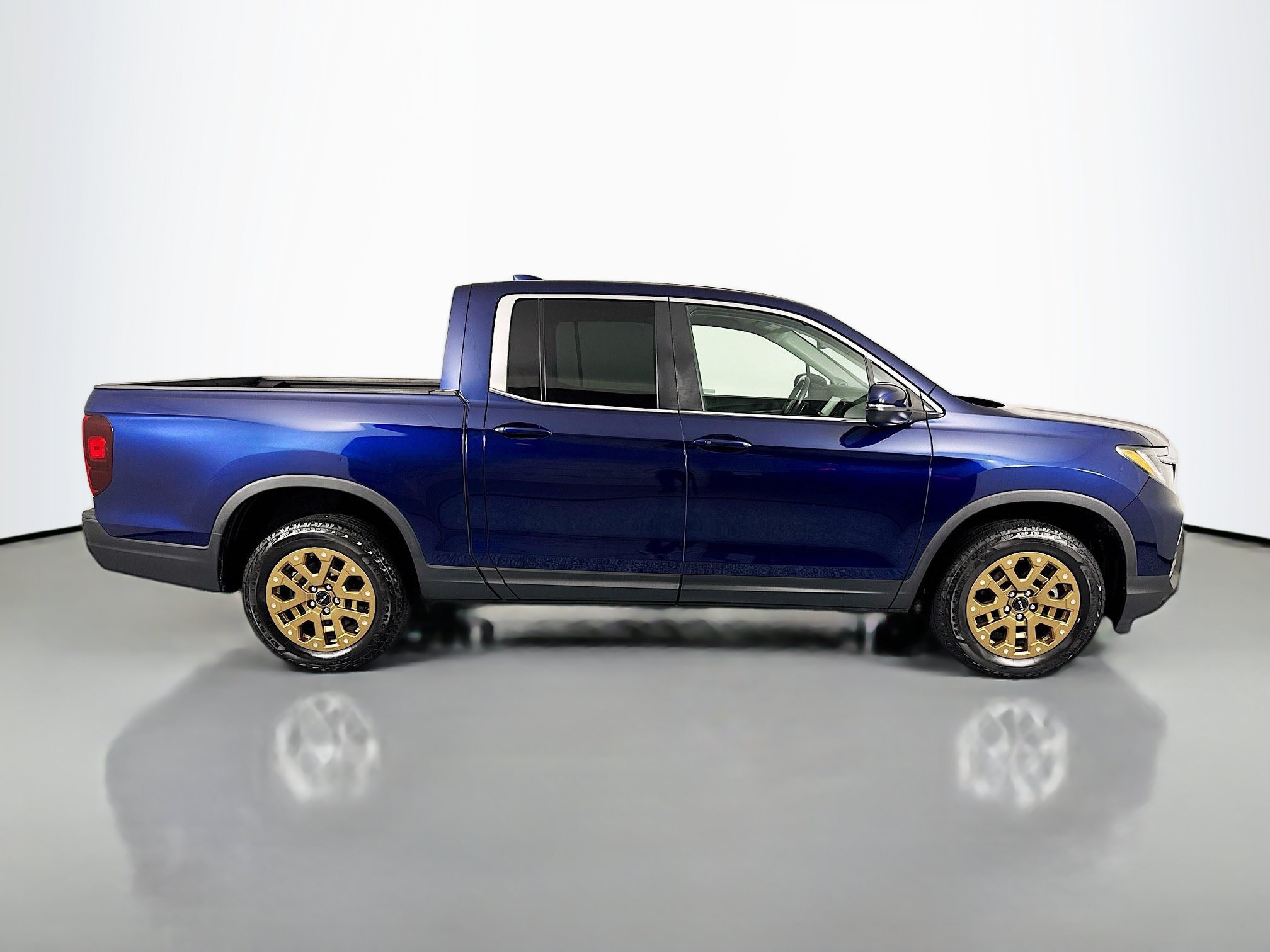 Certified 2023 Honda Ridgeline RTL image 4