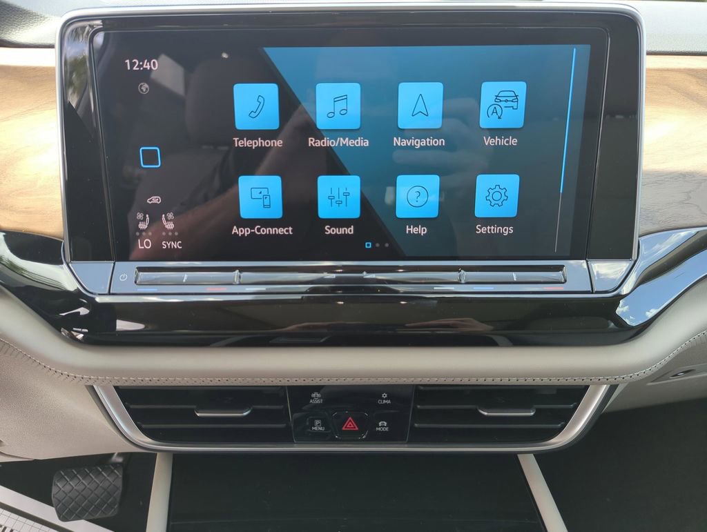 New 2026 Volkswagen Atlas SE FWD image 31