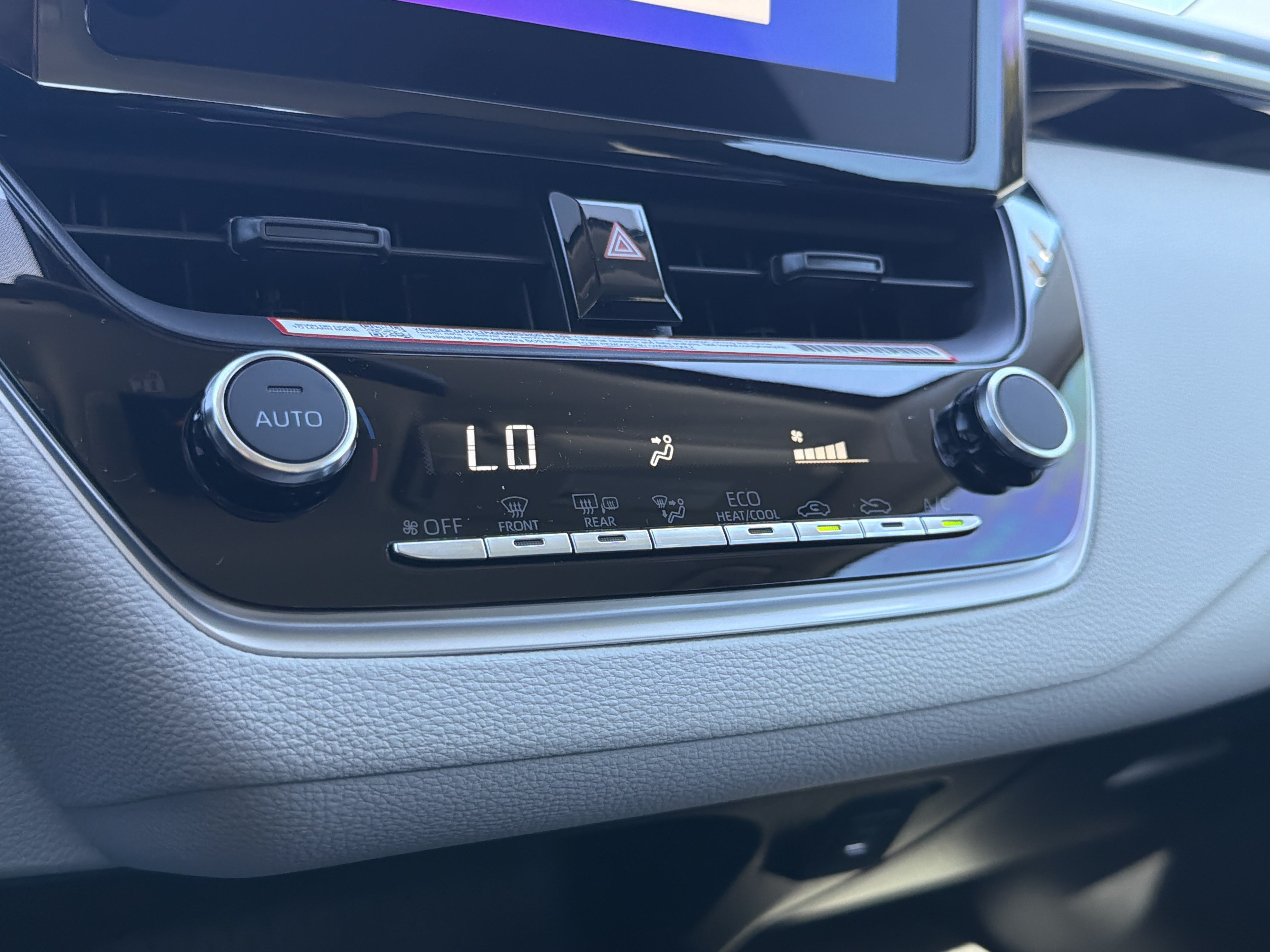 New 2027 Toyota Corolla LE FWD image 24