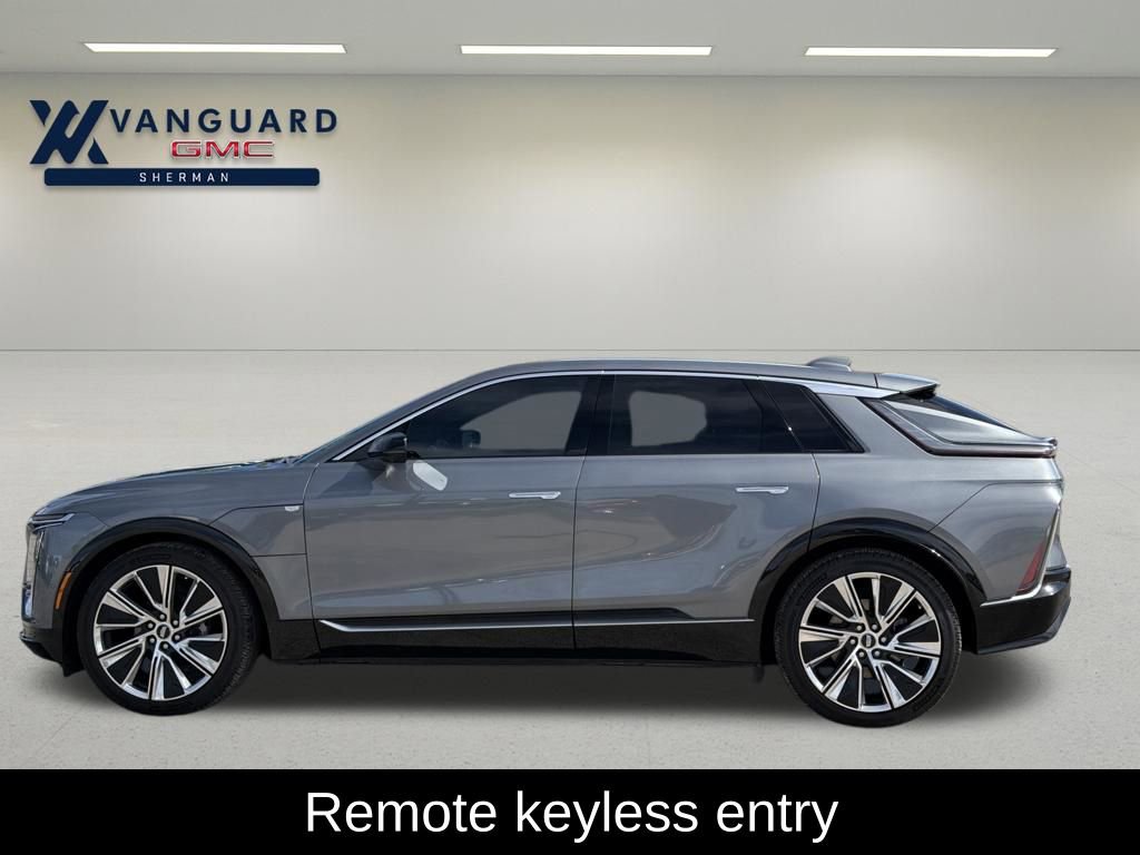 Used 2023 Cadillac Lyriq Luxury image 4