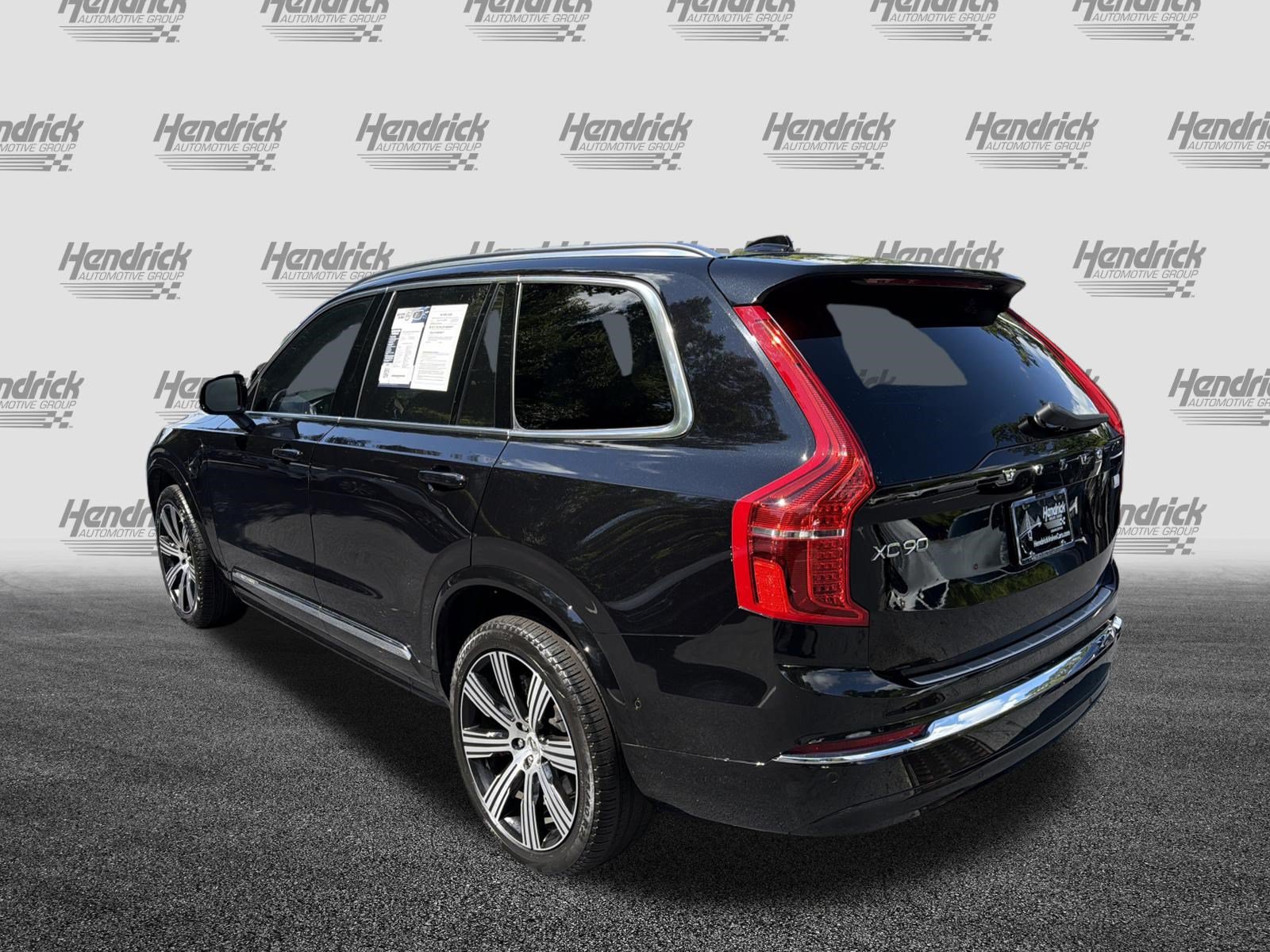Certified 2024 Volvo XC90 T8 Ultimate w/ Protection Package Premier AWD/4WD image 8