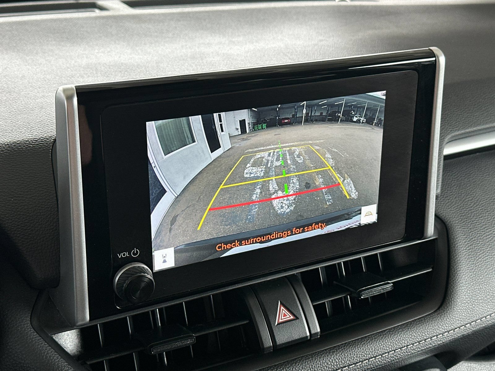 Used 2025 Toyota RAV4 XLE FWD image 17