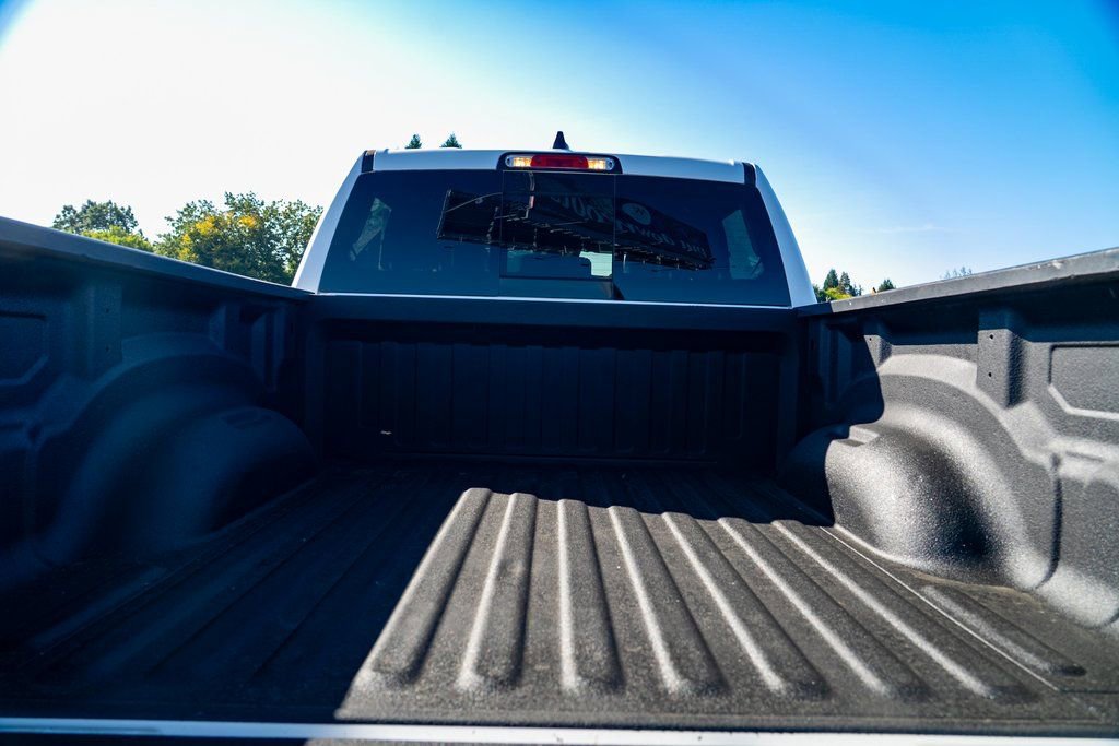 Used 2019 RAM 1500 Laramie Longhorn image 14