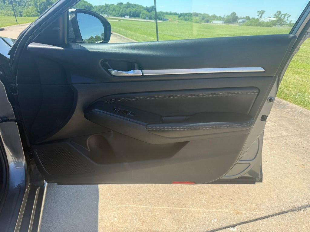 Used 2019 Nissan Altima 2.5 SL FWD image 20