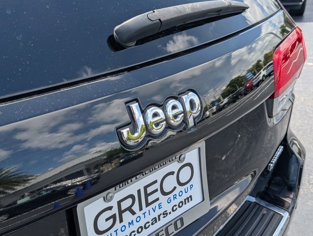 Used 2018 Jeep Grand Cherokee Limited RWD image 15