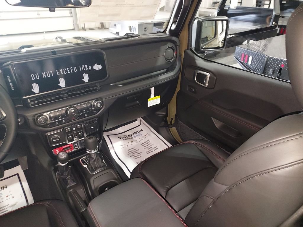 New 2026 Jeep Gladiator Mojave AWD/4WD image 11