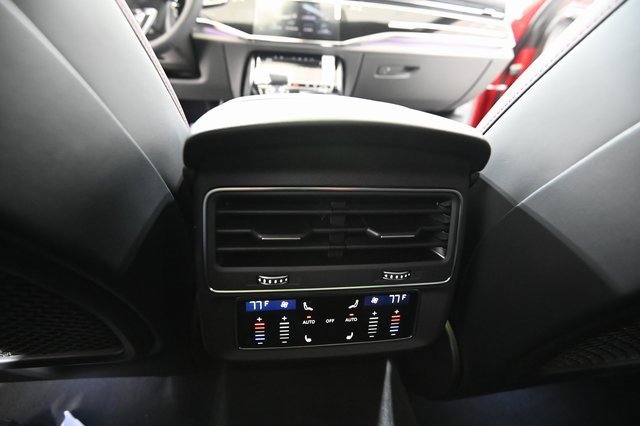 New 2026 Audi Q7 3.0T Prestige image 35