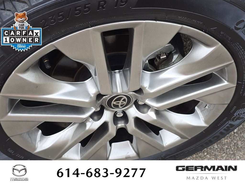 Used 2025 Toyota RAV4 XLE Premium w/ Weather Package AWD/4WD image 14