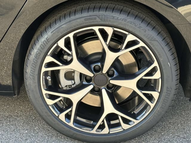 New 2026 Audi A6 Premium Plus AWD/4WD image 4
