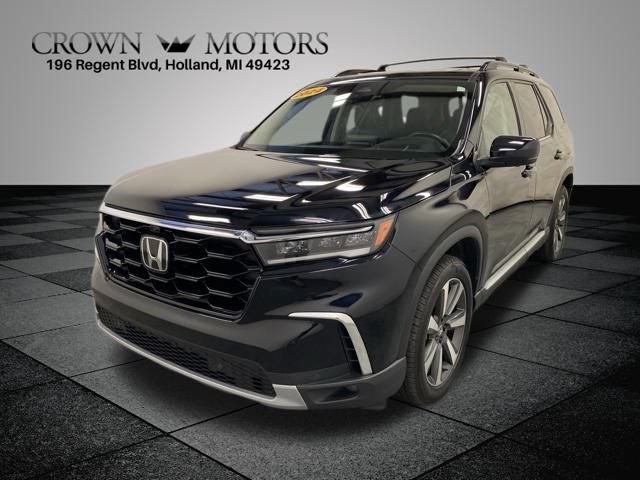 Certified 2024 Honda Pilot Elite image 3