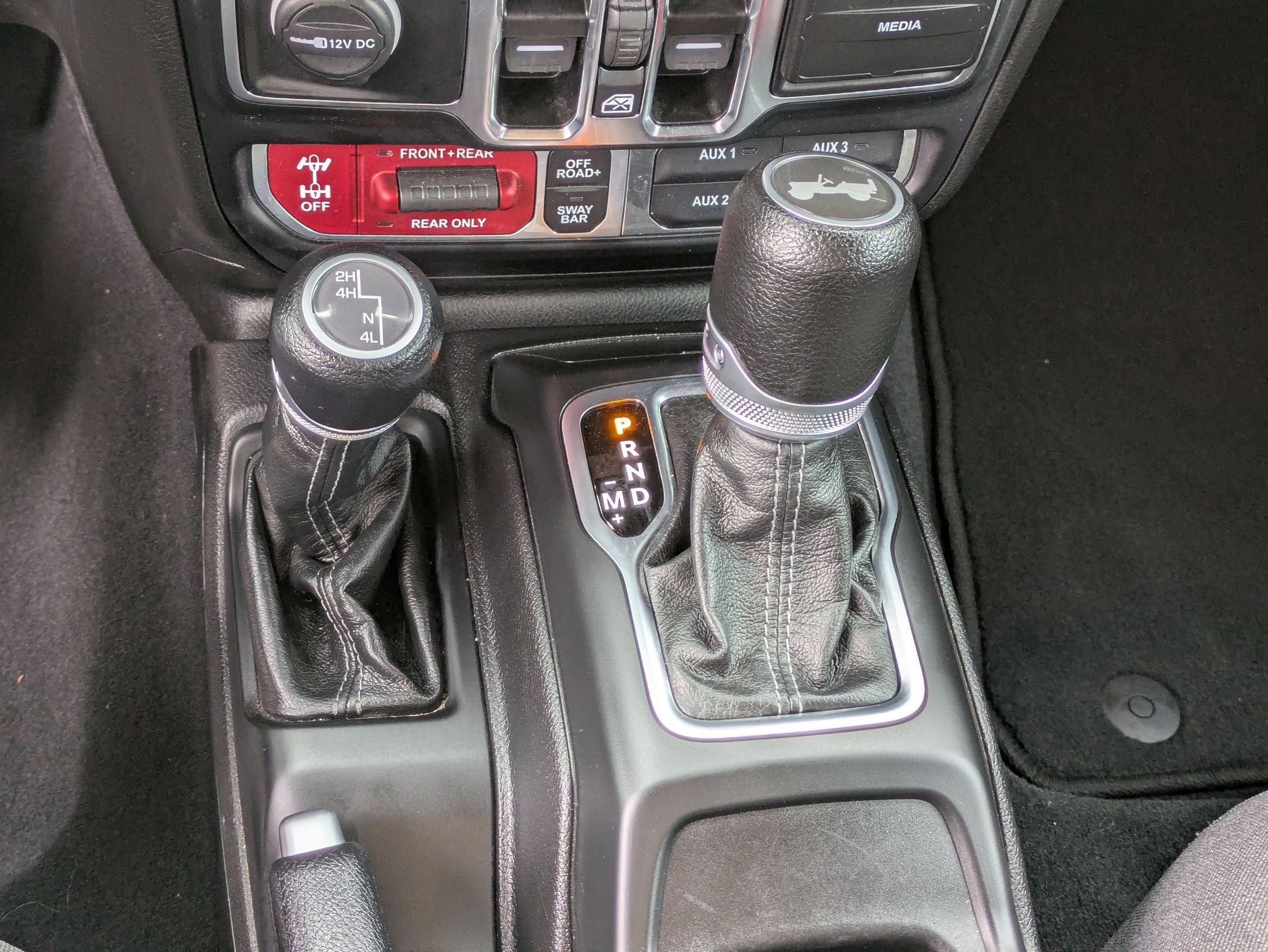 Used 2024 Jeep Wrangler Unlimited Rubicon w/ Convenience Group image 25