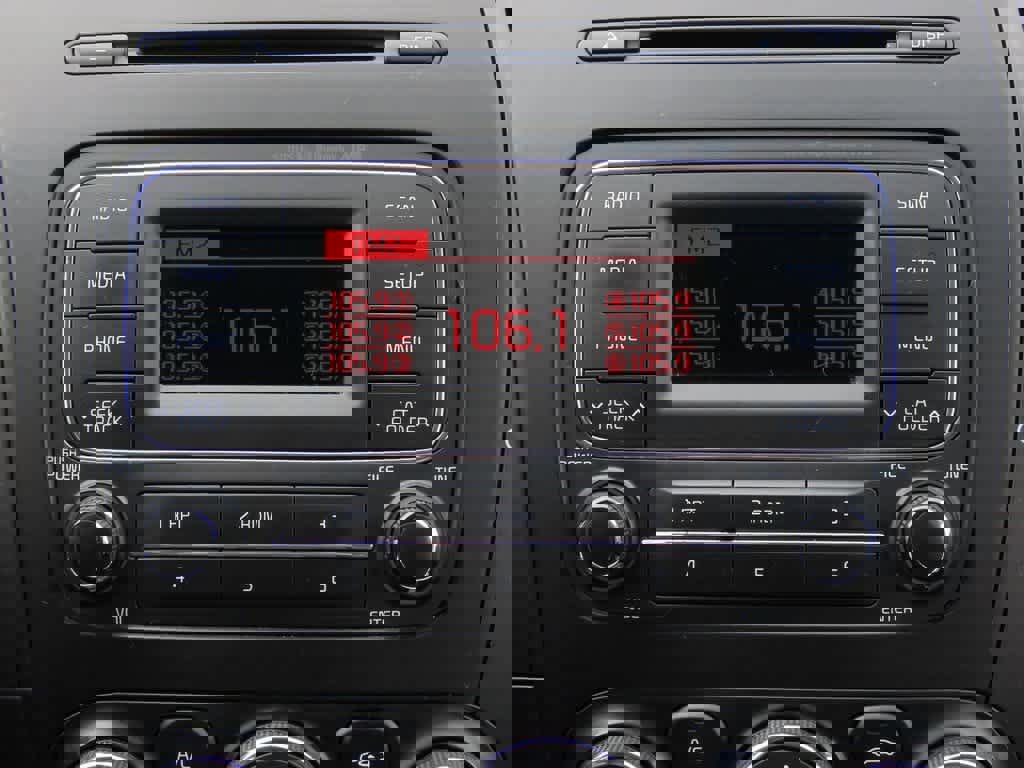 Used 2016 Kia Forte LX image 19