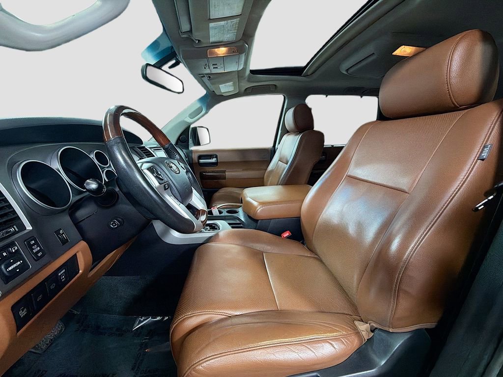 Used 2016 Toyota Sequoia Platinum image 21