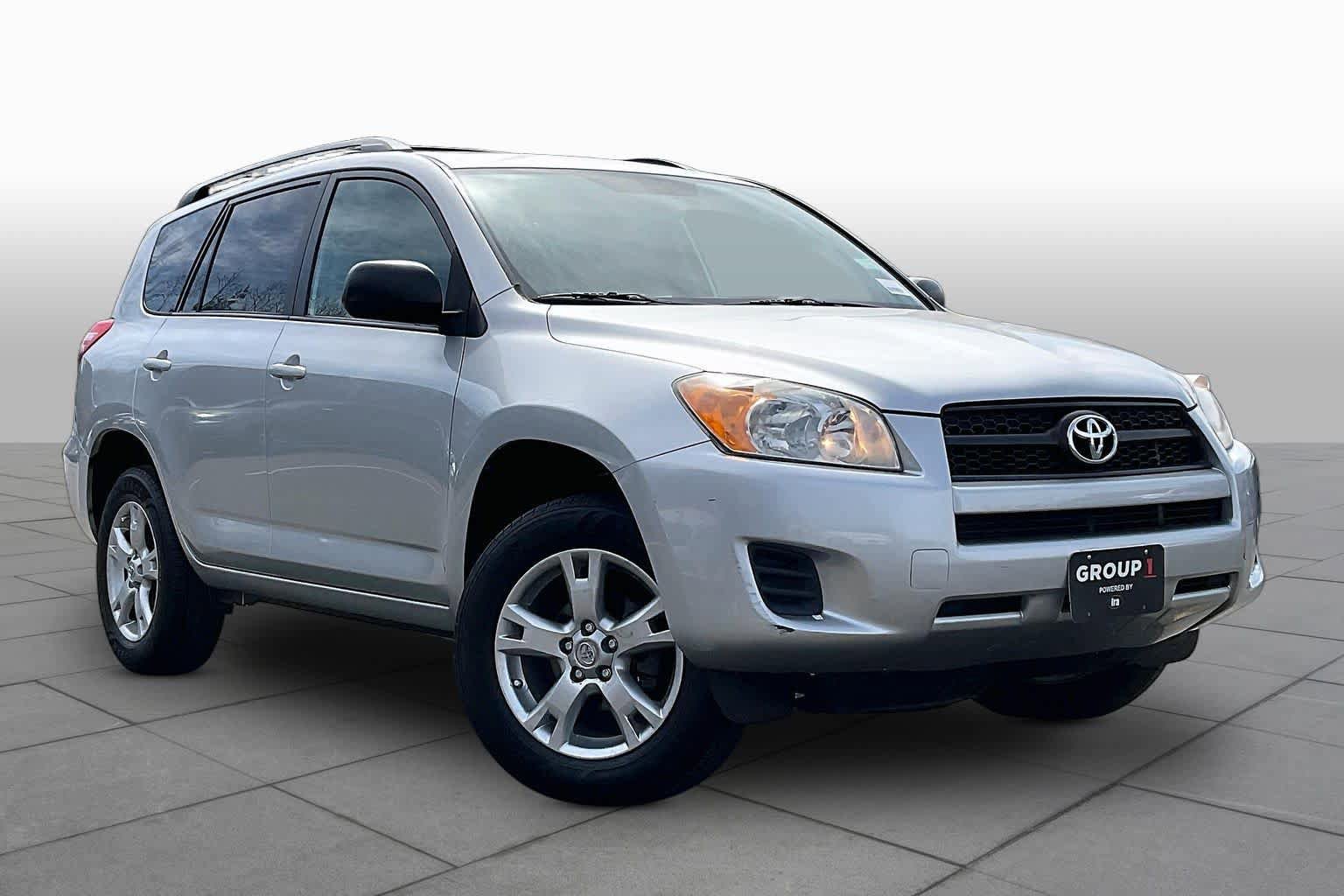 Used 2012 Toyota RAV4 4WD w/ Upgrade Value Pkg image 3
