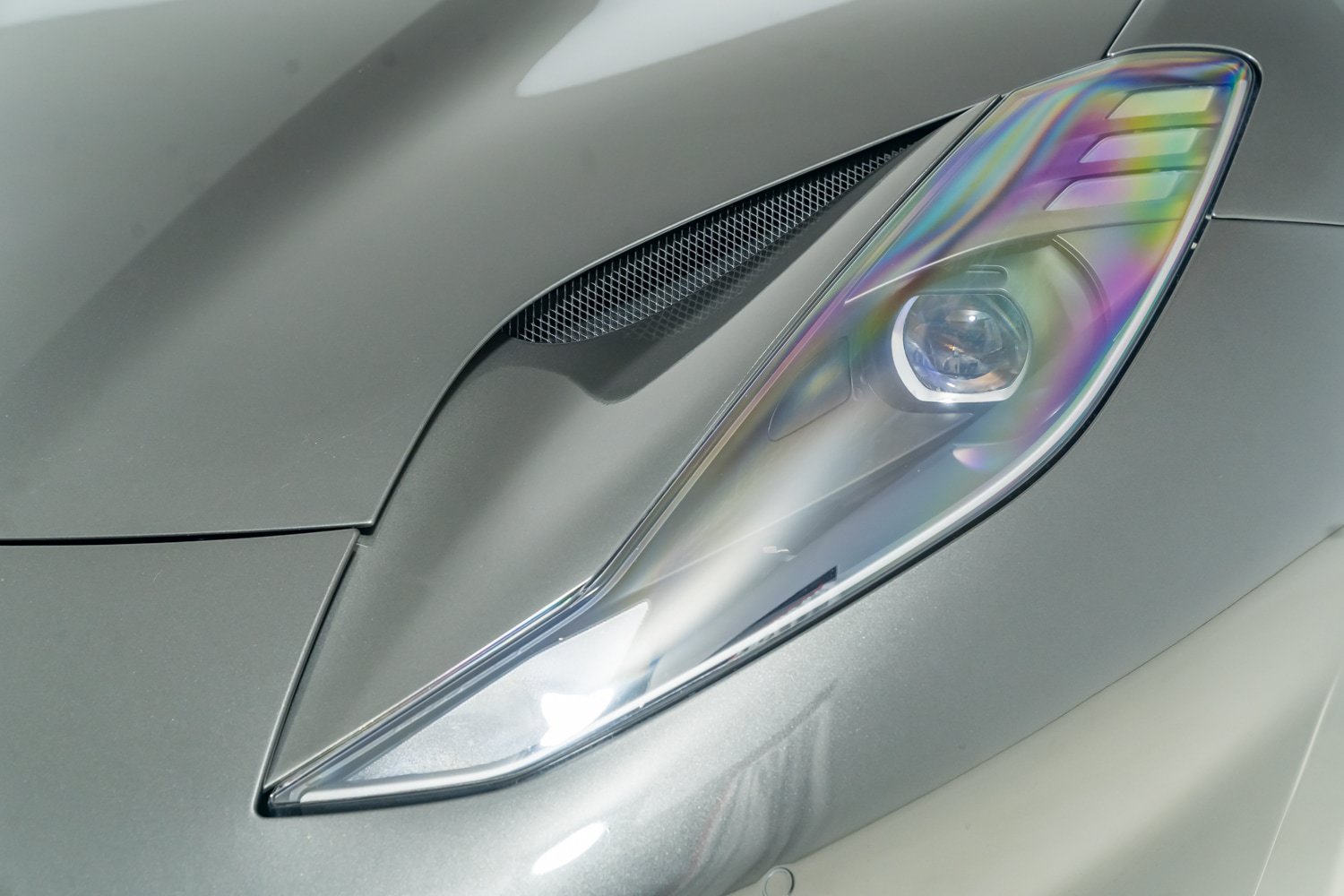 Certified 2019 Ferrari 812 Superfast RWD image 40