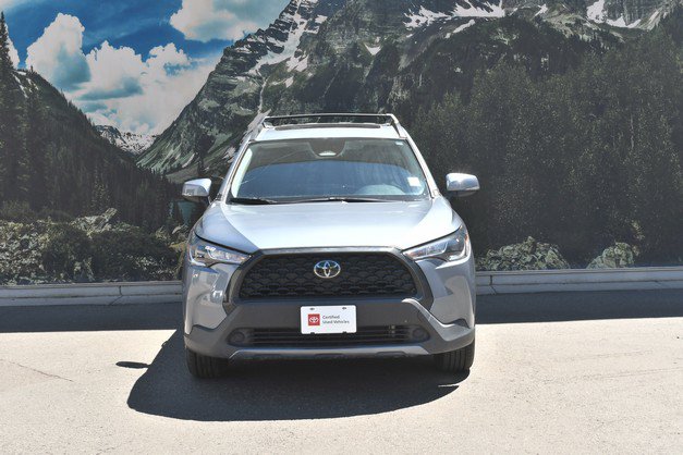 Certified 2023 Toyota Corolla Cross LE w/ Moonroof Package AWD/4WD image 5