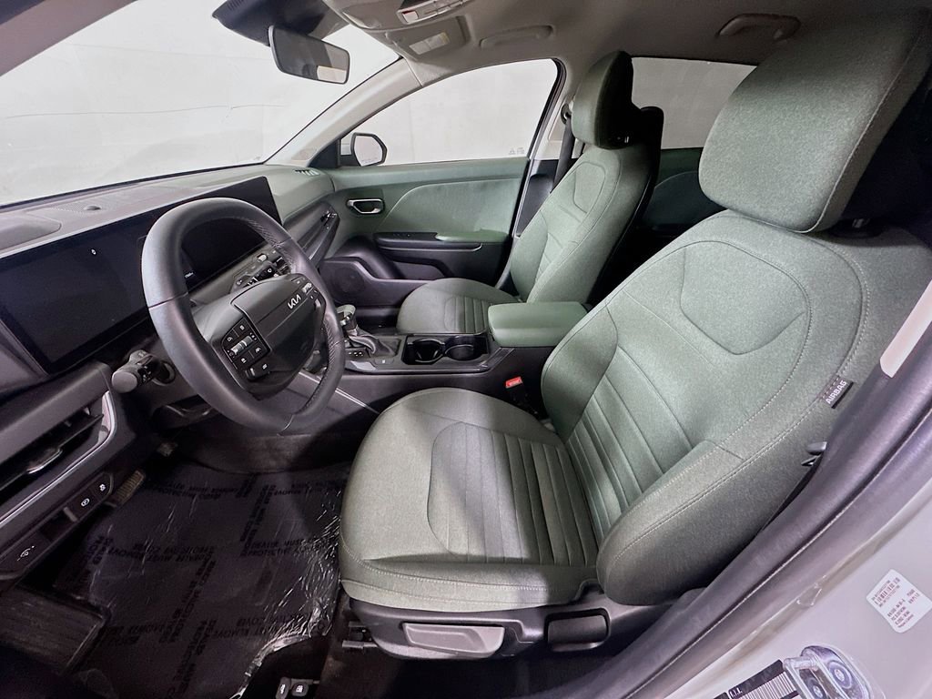 Used 2025 Kia K4 EX image 14