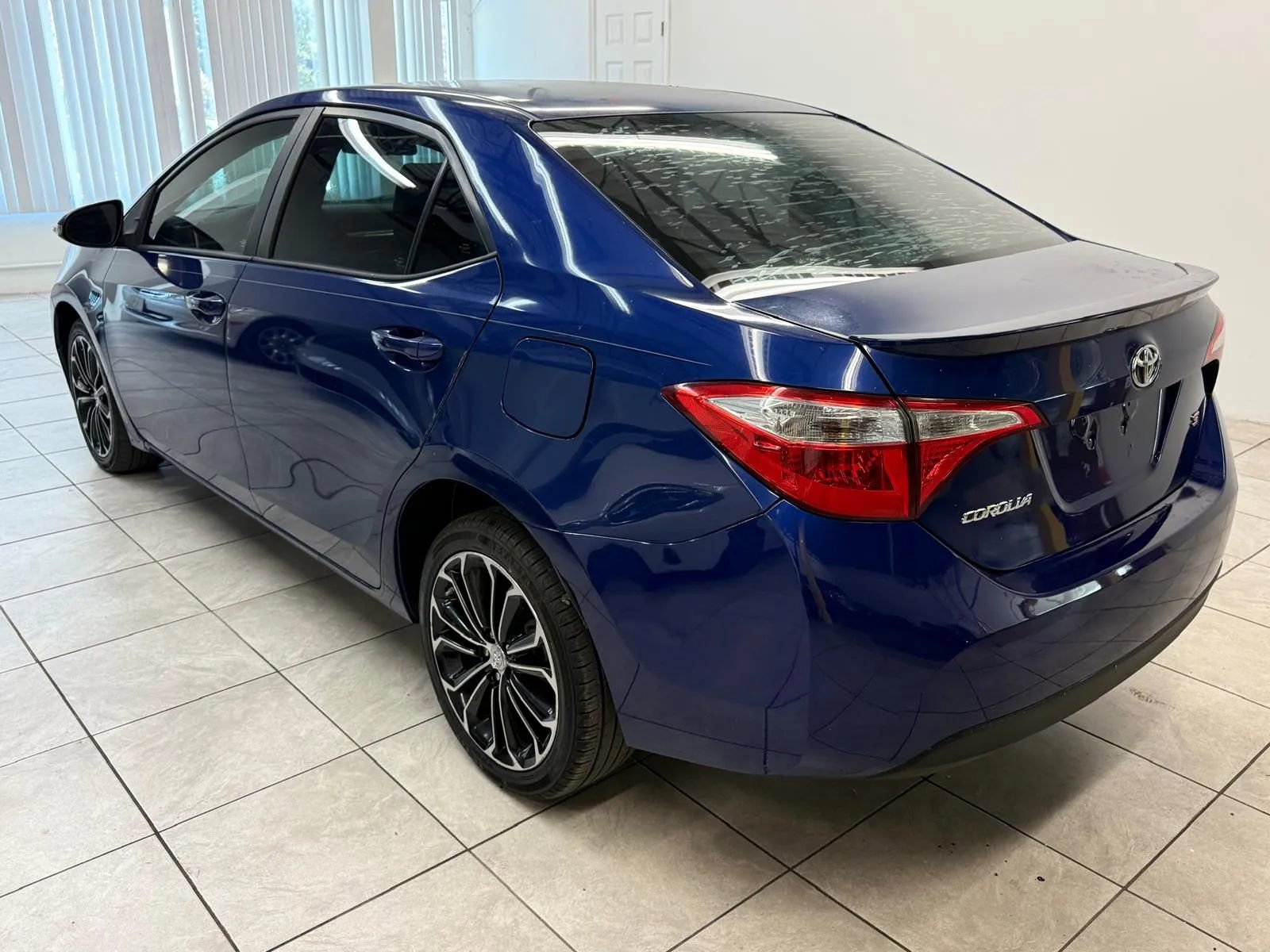 Used 2016 Toyota Corolla S FWD image 7