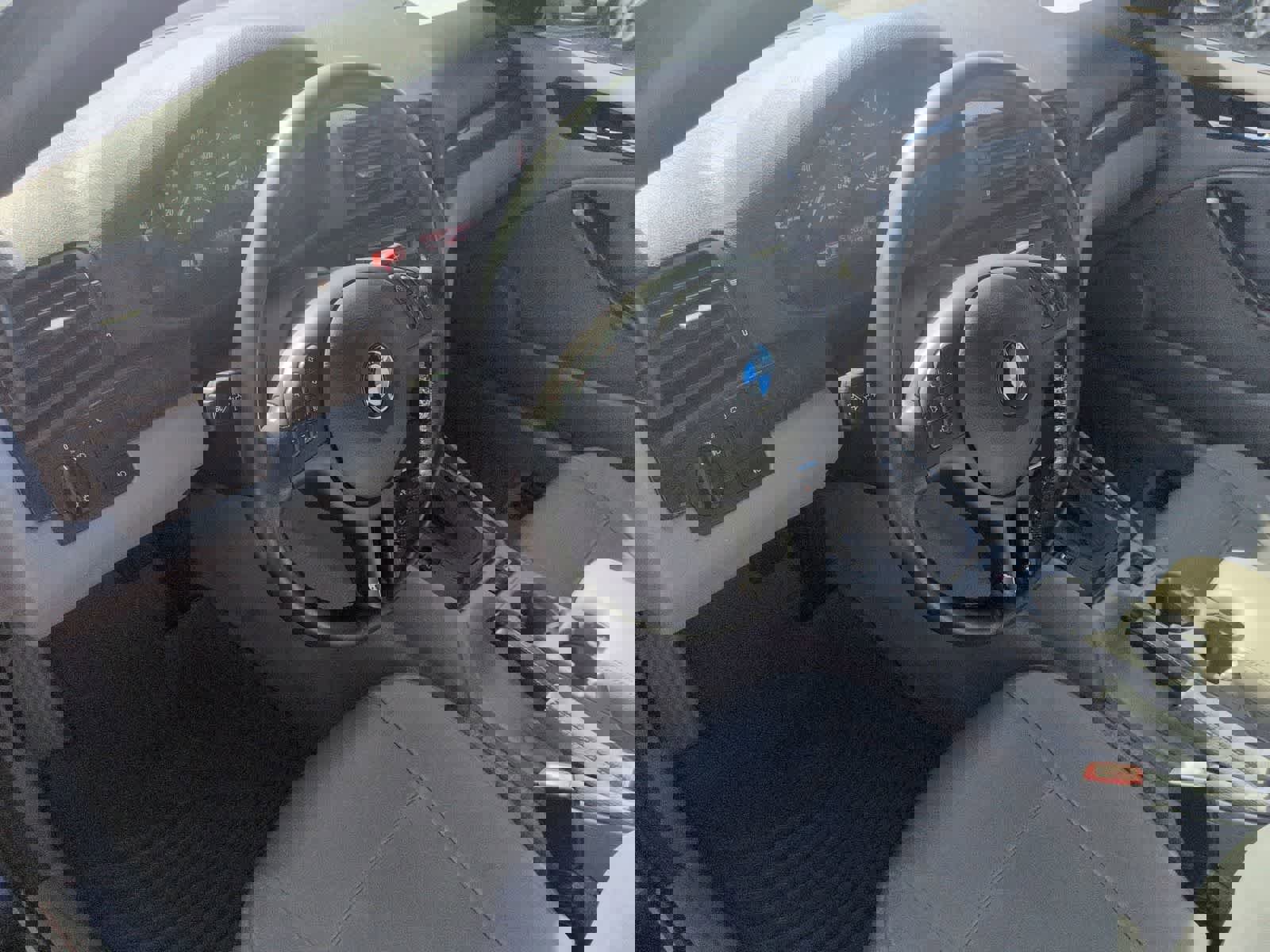 Used 2002 BMW 325Ci Convertible image 10