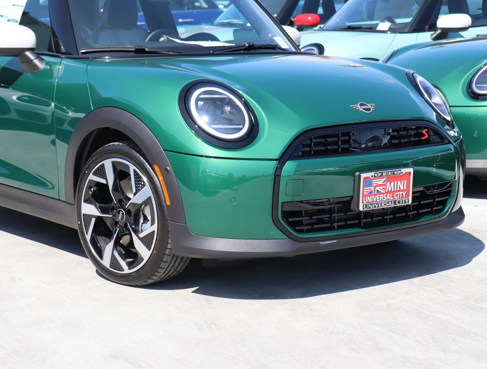New 2026 MINI Cooper S image 2