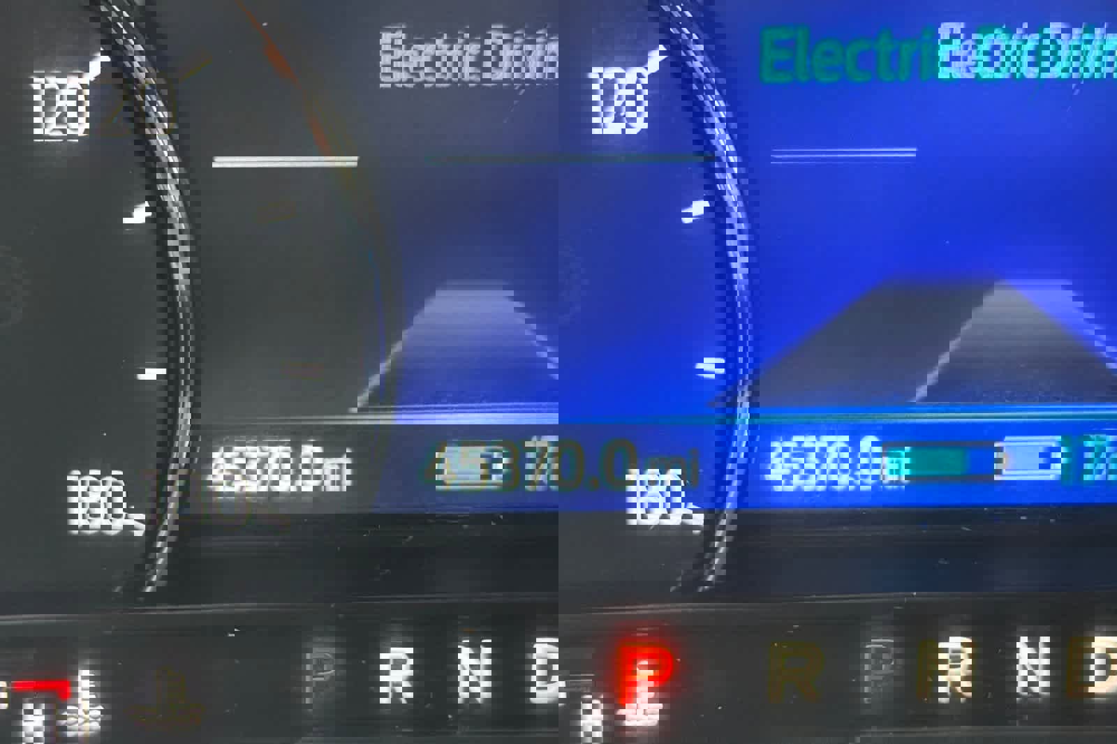 Used 2022 Ford Escape SE image 27