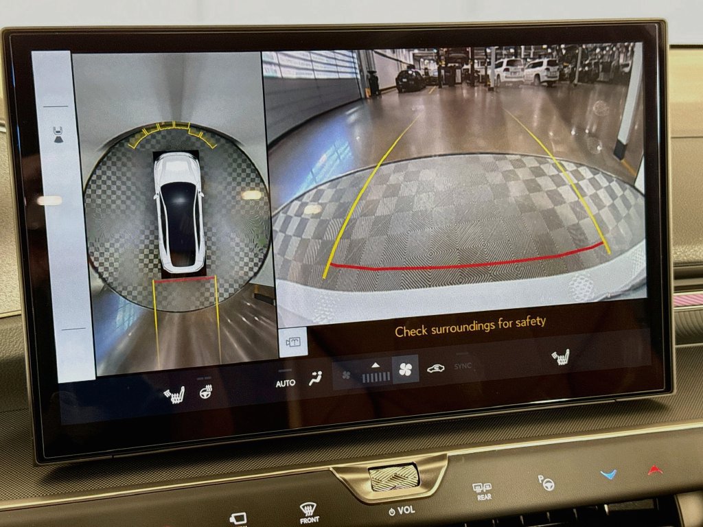 New 2026 Lexus ES 350e w/ Accessory Package (Z1) FWD image 13