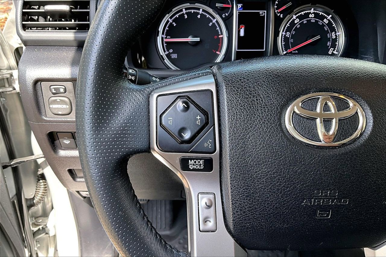Used 2021 Toyota 4Runner Limited image 10