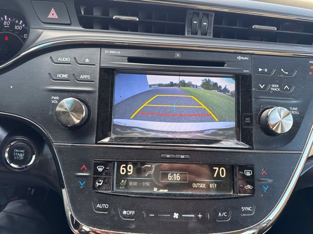 Used 2017 Toyota Avalon Limited w/ Carpet Mat Package FWD image 9