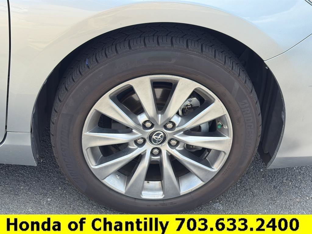 Used 2016 Toyota Camry XLE w/ Moonroof Package FWD image 33