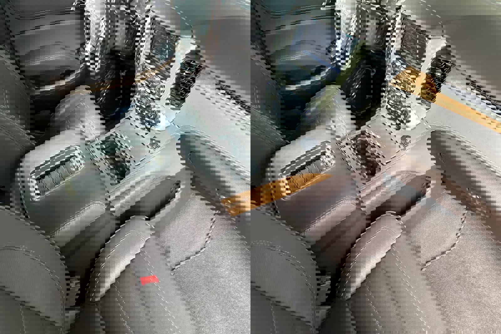 Used 2020 GMC Yukon Denali w/ Open Road Package image 18