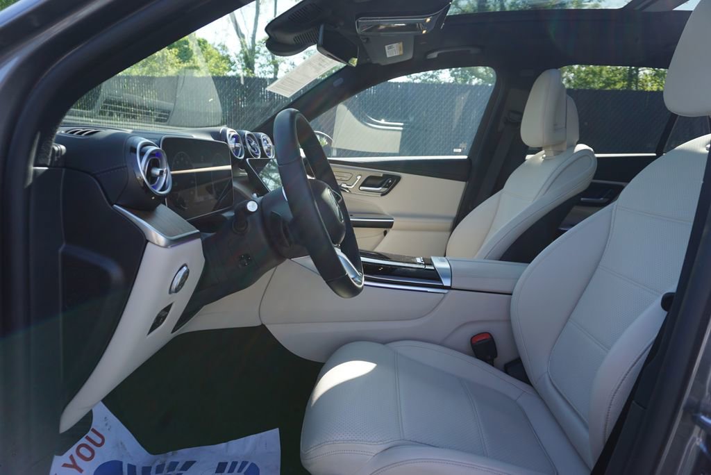 Certified 2023 Mercedes-Benz GLC 300 image 9