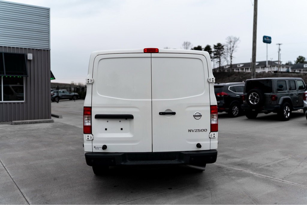 Used 2020 Nissan NV 2500 SV image 5