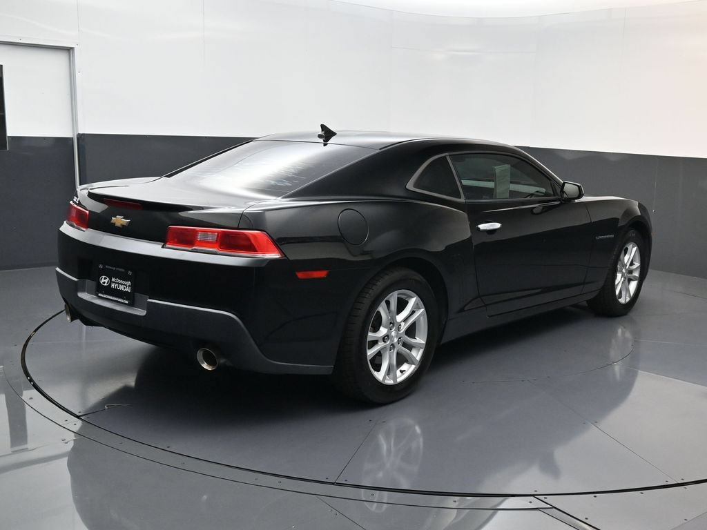 Used 2014 Chevrolet Camaro LS RWD image 6