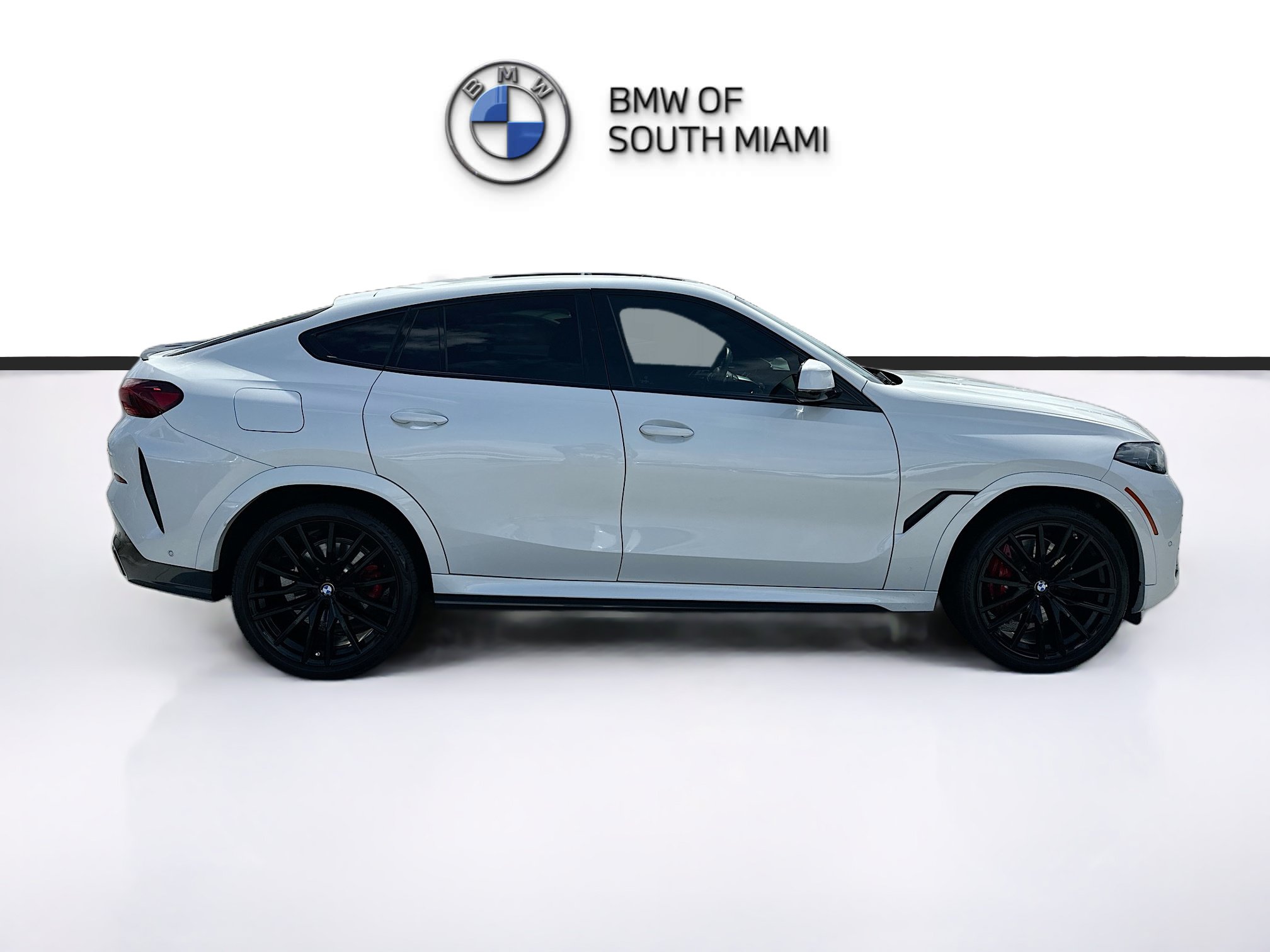 Certified 2025 BMW X6 xDrive40i w/ Premium Package AWD/4WD image 8