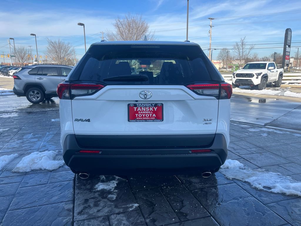New 2025 Toyota RAV4 XLE image 4