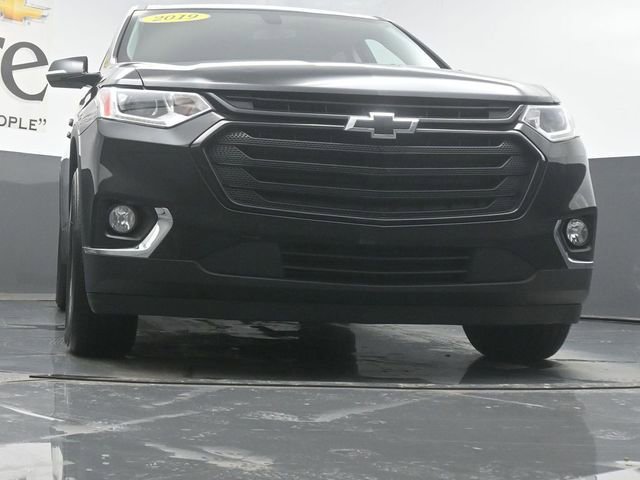 Used 2019 Chevrolet Traverse LT image 3