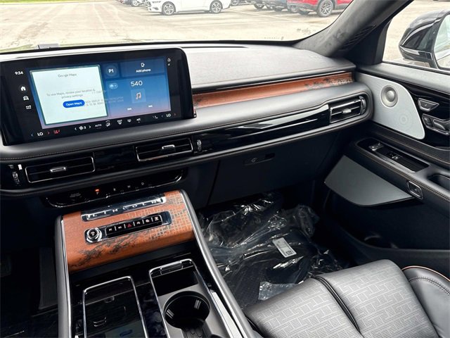 New 2025 Lincoln Aviator Black Label image 16