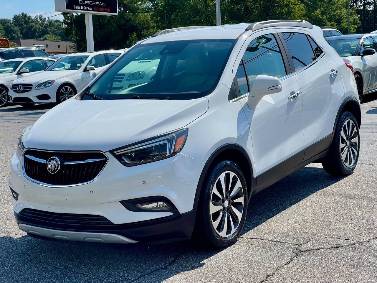 Used 2017 Buick Encore Premium image 1