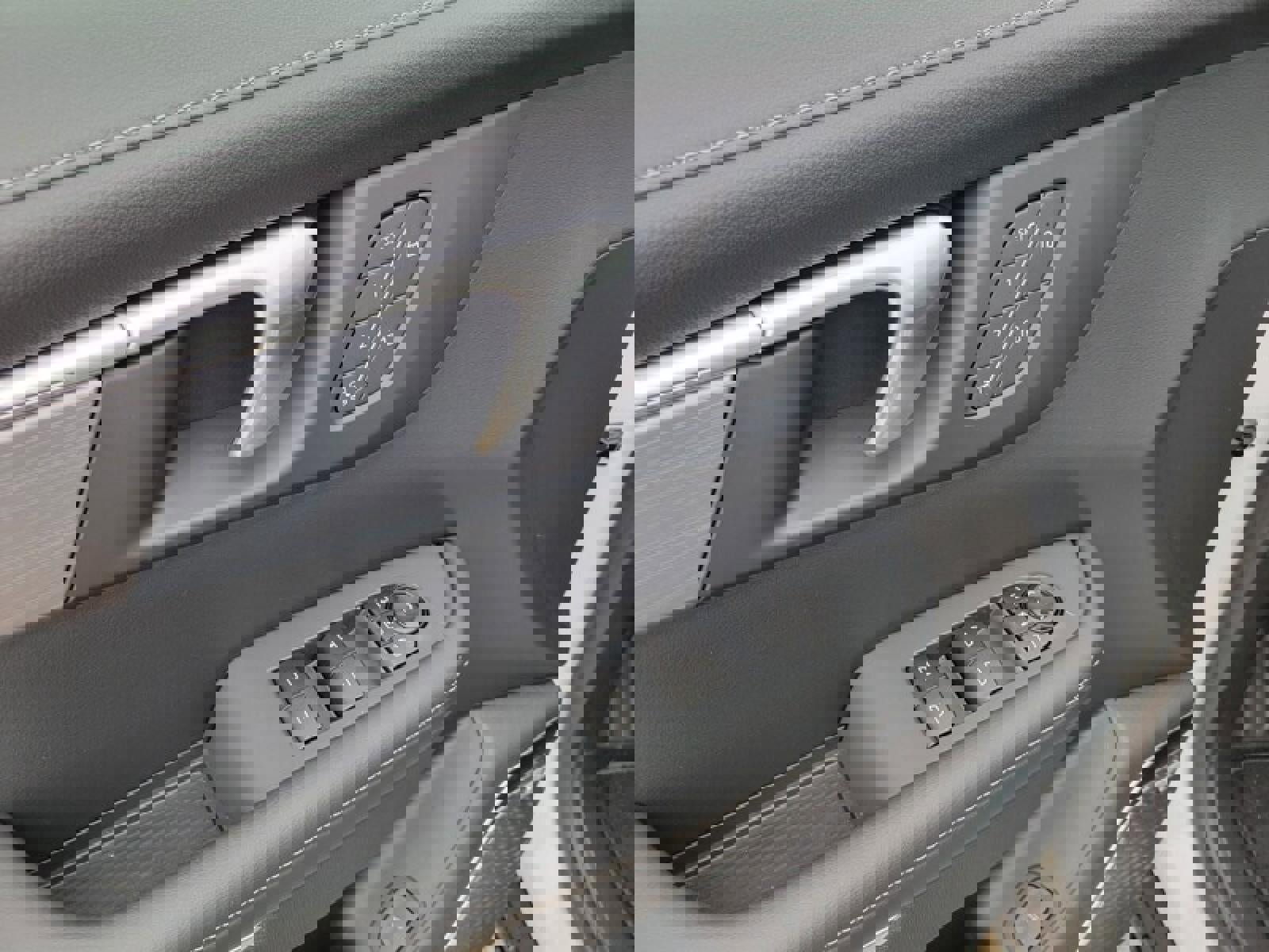 New 2026 Buick Enclave Preferred w/ Power Package image 15