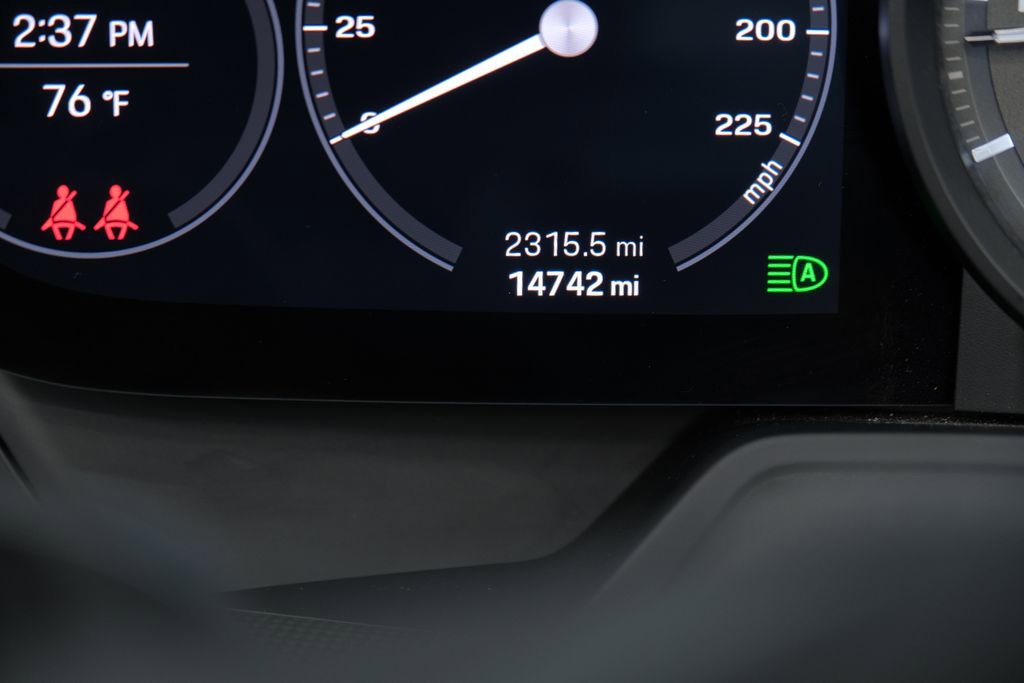 Used 2022 Porsche 911 Turbo image 39