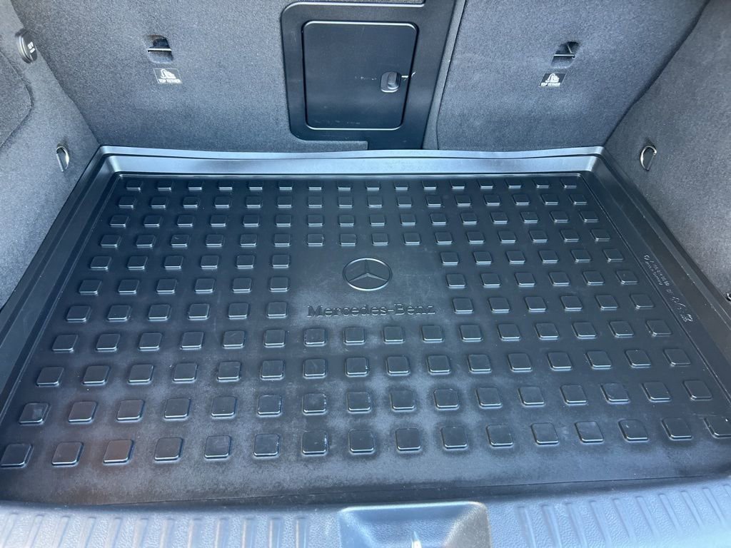 Used 2019 Mercedes-Benz GLA 250 4MATIC image 32